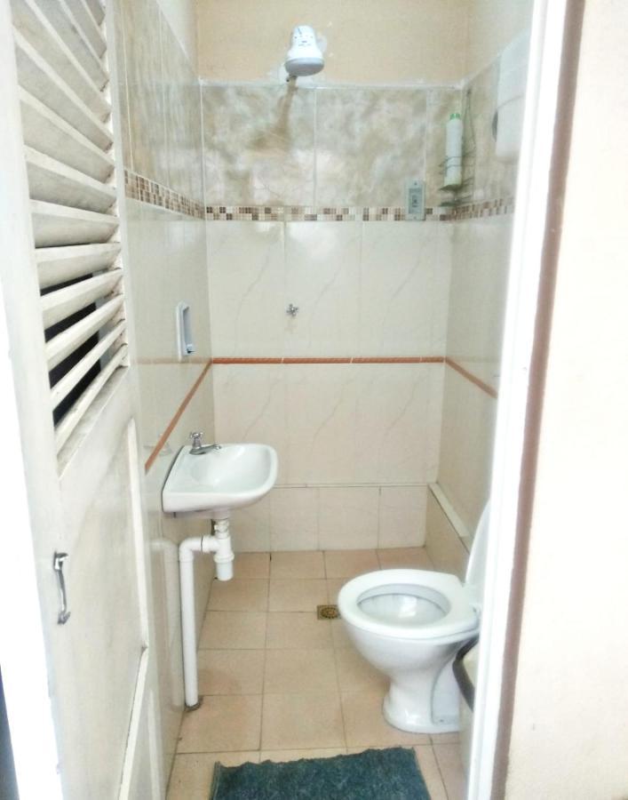 Residencial Moroni - Alojamiento En Cochabamba Bed & Breakfast Exterior photo
