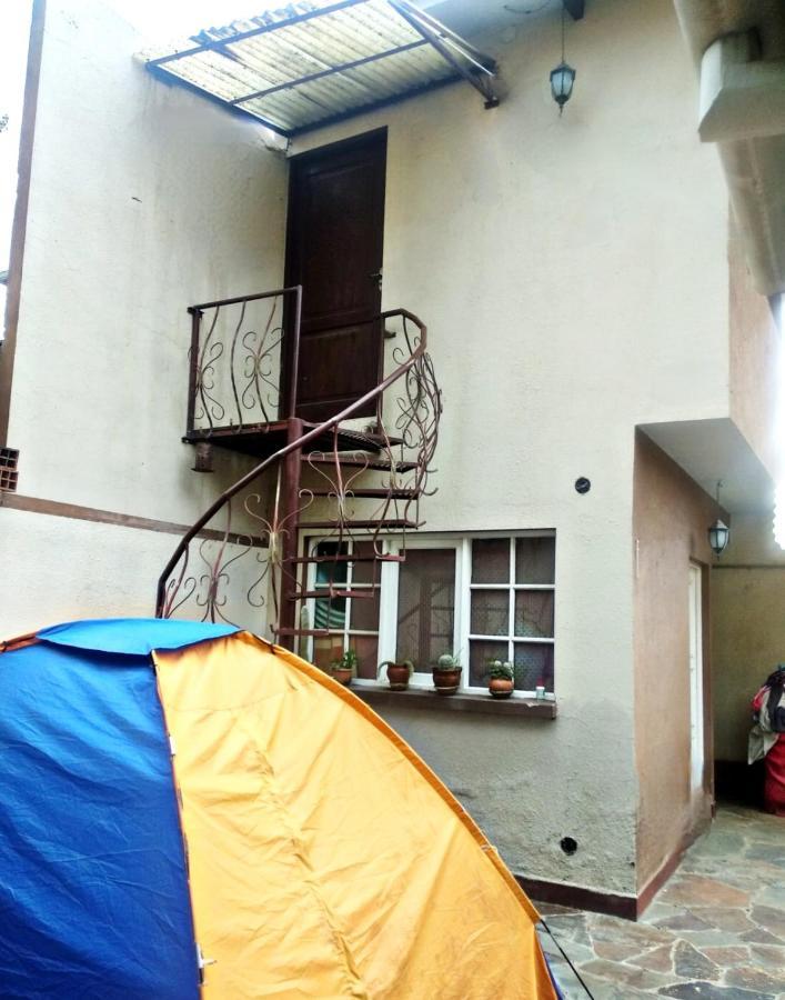 Residencial Moroni - Alojamiento En Cochabamba Bed & Breakfast Exterior photo