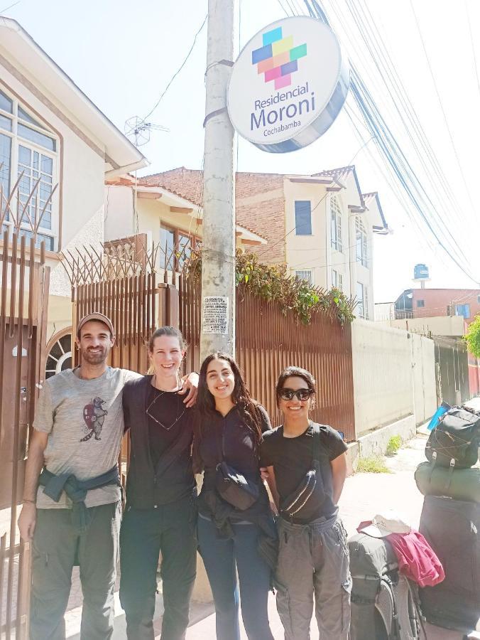 Residencial Moroni - Alojamiento En Cochabamba Bed & Breakfast Exterior photo