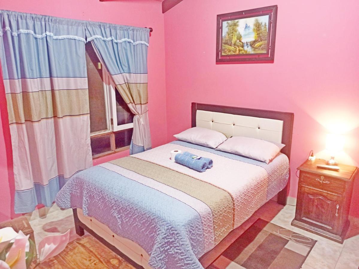 Residencial Moroni - Alojamiento En Cochabamba Bed & Breakfast Exterior photo
