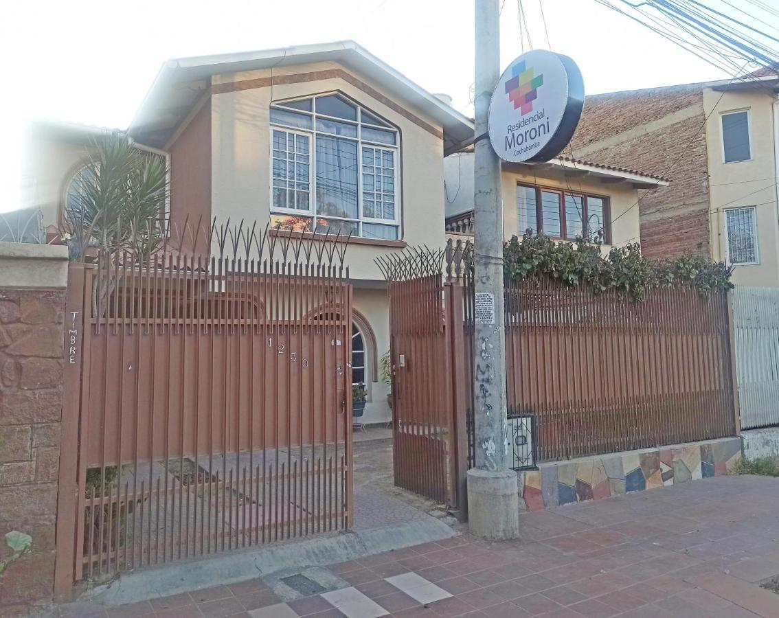 Residencial Moroni - Alojamiento En Cochabamba Bed & Breakfast Exterior photo